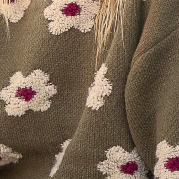 498. POL LAST 1! oversized olive green cream Berber flower Sweater Chunky - Picture 5 of 5